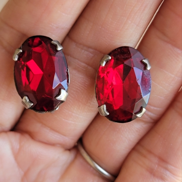 Gorgeous vintage vibrant ruby red paste glass large oval sterling silver earring - Picture 1 of 16